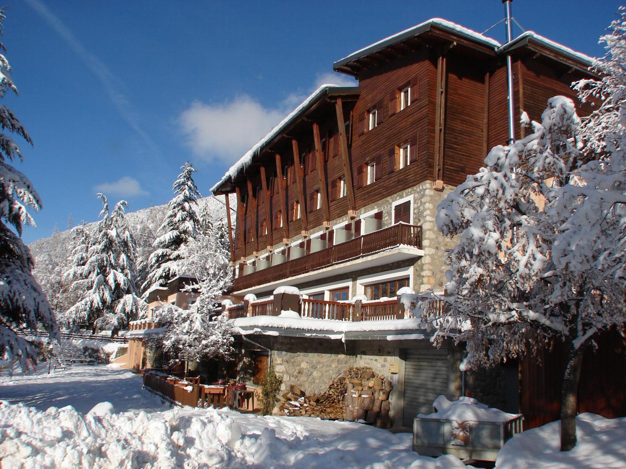 Auberge De Jeunesse Hi Valdeblore - Le Chalet Extérieur photo